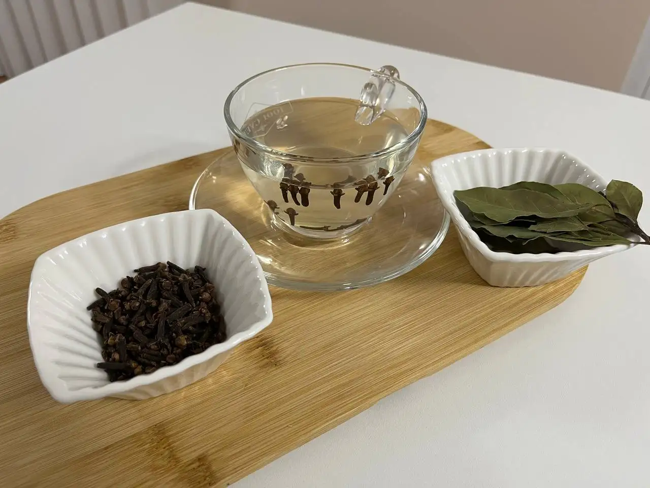 Čaj od lovora i klinčića